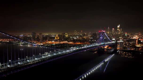 City Philadelphia Ben Franklin Bridge Night Drone Photography — Stock video