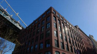 Dumbo İlçesi Brooklyn 'deki tuğla evler - New York, Birleşik Devletler - 14 Şubat 2023