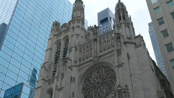 Εκκλησία Του Αγίου Θωμά Στο Μανχάταν Νέα Υόρκη Ηνωμένες Πολιτείες — Αρχείο Βίντεο