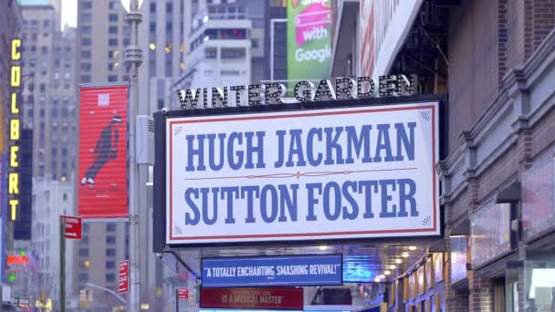 Winter Garden Theater New York New York City United States — стоковое видео