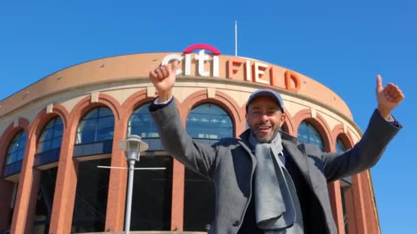 Mets Fan Citifield Stadium New York Νέα Υόρκη Ηνωμένες Πολιτείες — Αρχείο Βίντεο