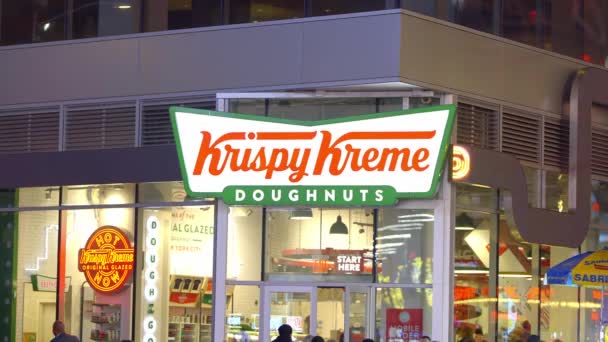 Krispy Kreme Doughnuts Times Square New York Νέα Υόρκη Ηνωμένες — Αρχείο Βίντεο