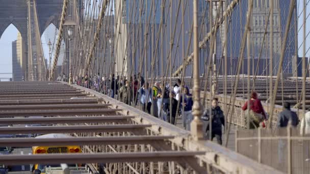 纽约著名的布鲁克林大桥 美国纽约州纽约市 2023年2月14日 — 图库视频影像