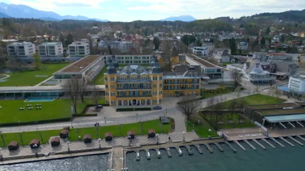 Falkensteiner Schlosshotel Stad Velden Aan Woerthersee Oostenrijk Reisfotografie — Stockvideo