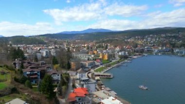 Avusturya 'daki Woerthersee Gölü' nün Velden kenti - seyahat fotoğrafçılığı