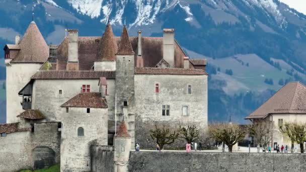Berühmtes Schloss Gruyere Der Schweiz Auch Schloss Greyerz Genannt Luftaufnahme — Stockvideo