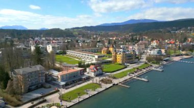 Avusturya 'daki Woerthersee Gölü' nün Velden kenti - seyahat fotoğrafçılığı