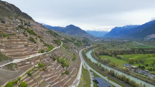 Wijngaarden Stad Sion Zwitserland Luchtfoto Met Drone — Stockvideo