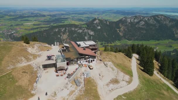 Bergstation Einer Seilbahn Den Alpen Breitenberg Deutschland Drohnenaufnahmen Aus Der — Stockvideo