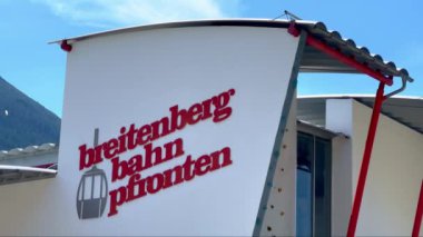 Alman Allgau 'sunda Breitenbergbahn adlı telgraflı araç - ALLGAU REGION, ALMANY - 03 Mayıs 2023