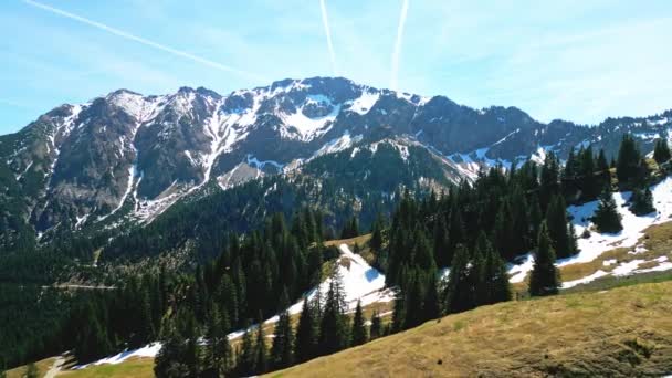 Penerbangan Atas Pegunungan Yang Indah Pegunungan Alpen Fotografi Drone Yang — Stok Video