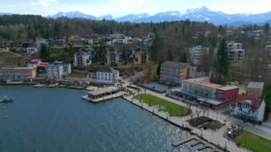 Avusturya 'daki Woerthersee Gölü' nün Velden kenti - seyahat fotoğrafçılığı