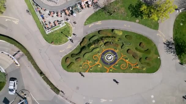 Famous Flower Clock Geneva Εναέρια Προβολή Drone — Αρχείο Βίντεο