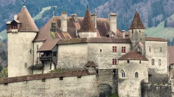 瑞士著名的Gruyere城堡也被称为Schloss Greyerz Schloss Greyerz — 图库视频影像