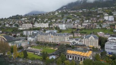 İsviçre 'nin Montreux kenti yukarıdan - İHA' nın hava görüntüsü