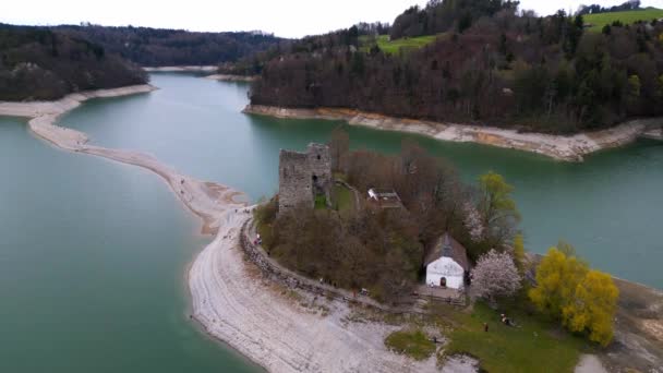 Piękne Jezioro Gruyere Szwajcarii Góry Widok Lotu Ptaka — Wideo stockowe