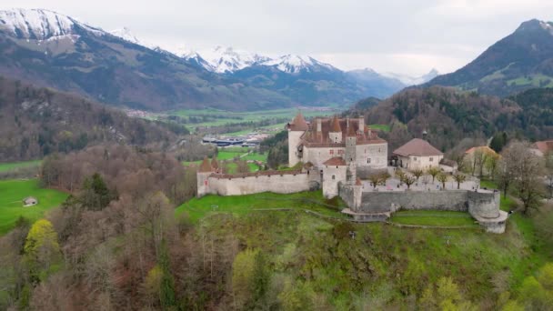Famoso Castillo Gruyere Suiza También Llamado Schloss Greyerz Vista Aérea — Vídeos de Stock