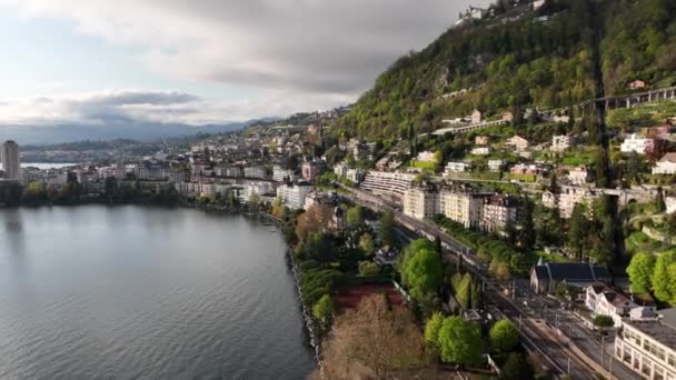Vackra Montreux Riviera Vid Solnedgången Antenn Utsikt Med Drönare — Stockvideo