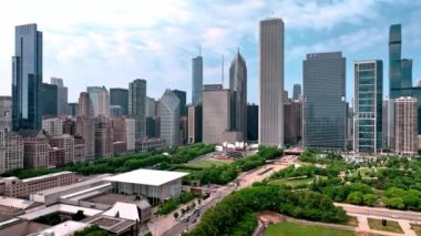 Chicago şehir merkezindeki hava görüntüsü - İHA 'dan havadan görüntü