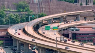 Yukarıdan Pittsburgh 'da sokak trafiği - İHA' dan havadan görüntü