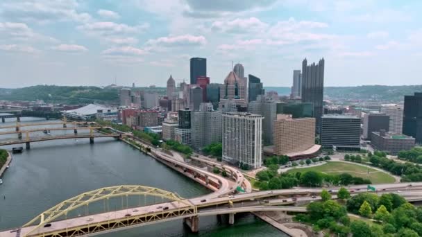 匹兹堡市中心 从空中俯瞰Allegheny River Pittsburgh Pennsylvania June 2023 — 图库视频影像