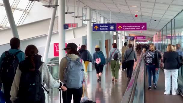 Aankomst Luchthaven Montreal Yul Montreal Canada Juni 2023 — Stockvideo