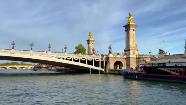 파리에서 유명한 알렉상드르 Iii 프랑스 2023년 — 비디오