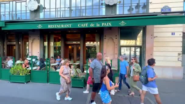 Знаменитые Уличные Кафе Парижа Париж Франция Сентябрь 2023 — стоковое видео