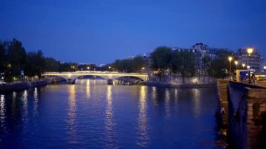 Paris 'te Paris' teki Seine Nehri üzerindeki Köprüler - Fransa 'da seyahat fotoğrafları