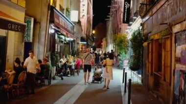 Paris 'teki Popüler Latin Mahallesi - PARIS, FRANCE - 4 Eylül 2023