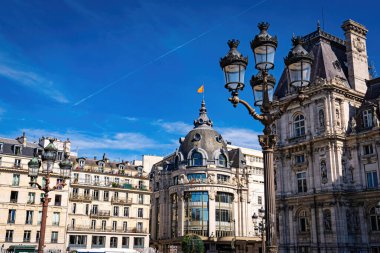 Paris 'teki belediye binasında çarşı inşaatı - Paris' te seyahat fotoğrafçılığı
