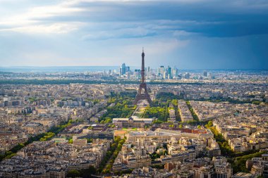 Fransa 'nın Paris şehrinin havadan görünüşü - Paris' te seyahat fotoğrafçılığı