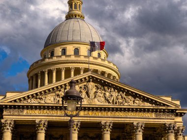 Güneşli bir günde Paris Panteonu - Fransa 'da seyahat fotoğrafları