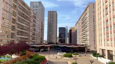 Paris 'in 13. Bölgesindeki ünlü yerleşim yeri Les Olympiades - PARIS, FRANCE - 05 Eylül 2023