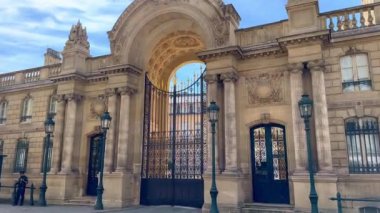 Paris 'teki Elysee Sarayı - Fransa cumhurbaşkanı ve hükümetinin ofisi - PARIS, FRANCE - Eylül 05, 2023