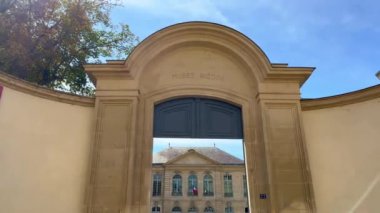 Paris 'teki ünlü Rodin Müzesi - PARIS, FRANCE - Eylül 05, 2023