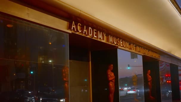 洛杉矶萨班大楼的电影学院博物馆 美国洛杉矶 2023年11月5日 — 图库视频影像