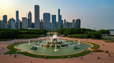 Chicago 'daki Buckingham Çeşmesi - hava aracı fotoğrafçılığı - ŞİKAGO, ILLINOIS - Haziran 06, 2023