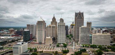 Detroit şehir merkezinden - hava aracı fotoğrafçılığı - DETROIT, MICHIGAN - 11 Haziran 2023