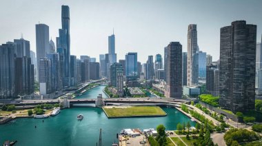 Chicago şehir merkezinden - hava aracı fotoğrafçılığı - Chicago, ILLINOIS - Haziran 06, 2023