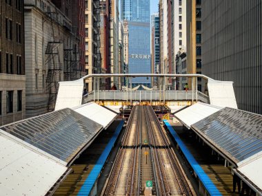 Chicago 'daki Adams Wabash Metro İstasyonu - Chicago, ABD - Haziran 06, 2023