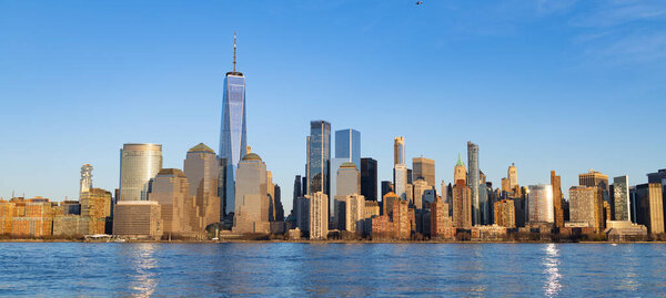 Panoramic skyline of Manhattan on a sunny day - street photography
