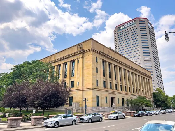 stock image Government buildings in Downtown Columbus - COLUMBUS OHIO, USA - JUNE 07, 2023