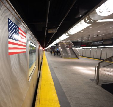 New York 'taki MTA metro treni - New York, Birleşik Devletler - 14 Şubat 2023