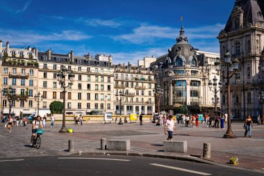 Paris Belediye Binası 'ndaki büyük meydan PARIS, FRANCE 4 Eylül 2023