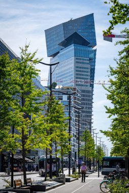 Paris 'teki BPCE Kulesi - PARIS, FRANCE - 4 Eylül 2023