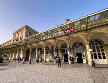 Paris 'teki Doğu Tren İstasyonu Gare de L Est - PARIS, FRANCE - 4 Eylül 2023