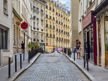 Paris şehrinin güzel şeridi - PARIS, FRANCE - 4 Eylül 2023