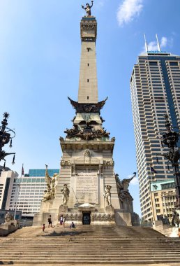 Indianapolis 'teki Asker ve Denizciler Anıtı - INDIANAPOLIS, ABD - Haziran 05, 2023