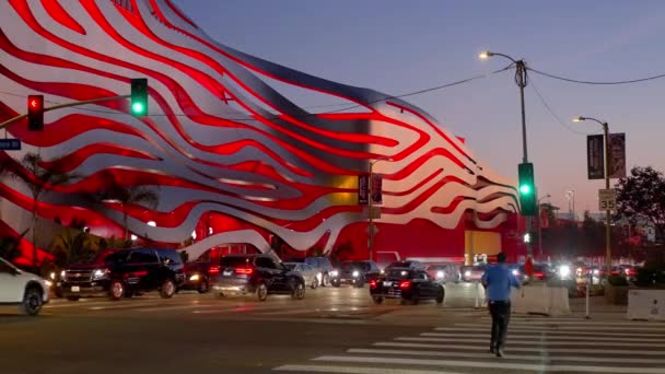 Автомобильный Музей Петерсена Лос Анджелесе Лос Анджелес Сша Ноября 2023 — стоковое видео